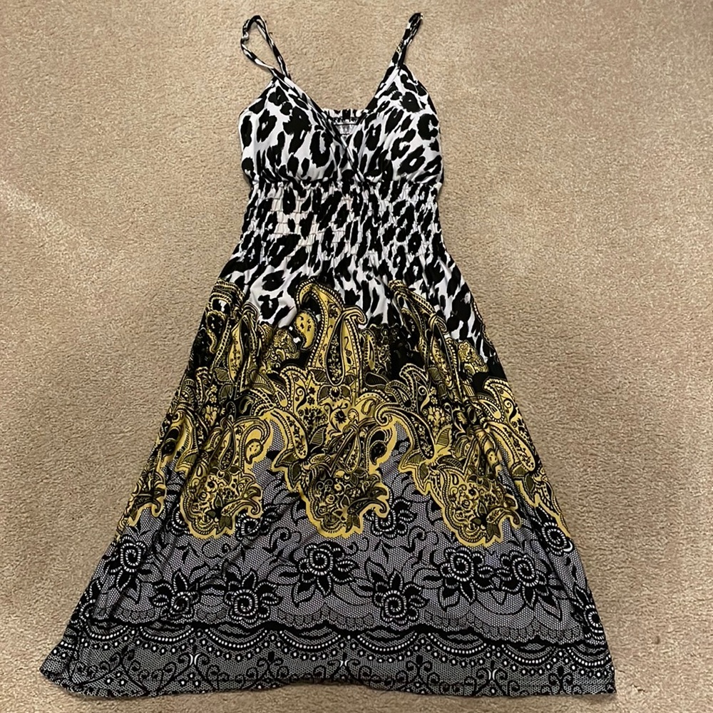 Adorable stretchy sundress from Costa Rice